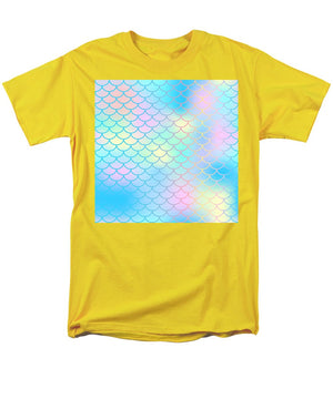 Magic mermaid tail background. Colorful seamless pattern with fish scale net. Blue pink mermaid skin surface. - Men's T-Shirt  (Regular Fit)