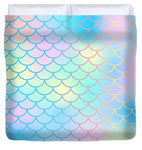 Magic mermaid tail background. Colorful seamless pattern with fish scale net. Blue pink mermaid skin surface. - Duvet Cover
