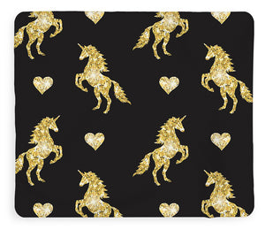 Vector seamless pattern of golden glitter unicorn silhouette isolated on black background - Blanket