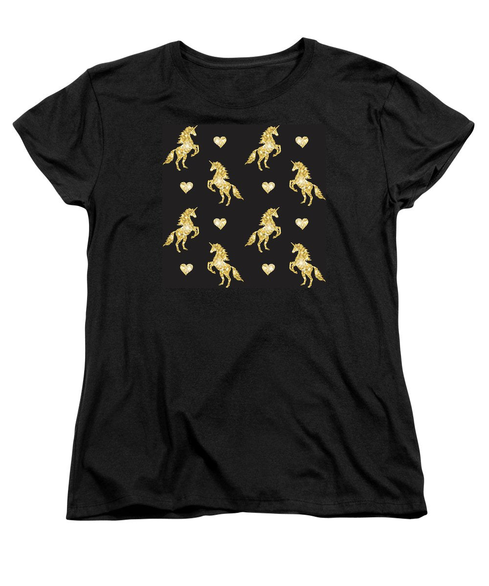 Vector seamless pattern of golden glitter unicorn silhouette isolated on black background - Women's T-Shirt (Standard Fit)